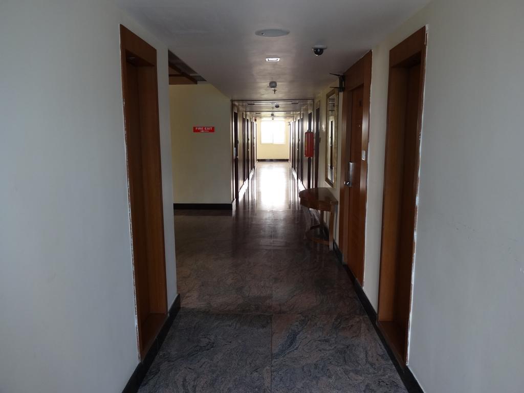 Hotel Southern Grand Vijayawada Bagian luar foto