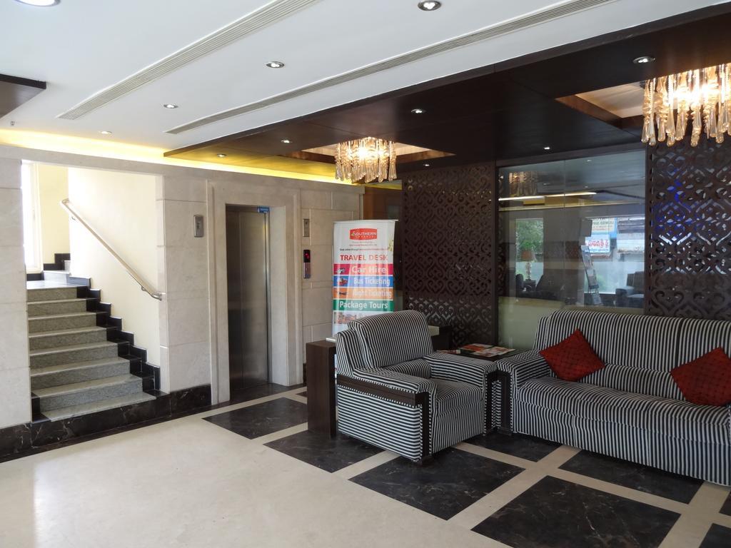 Hotel Southern Grand Vijayawada Bagian luar foto